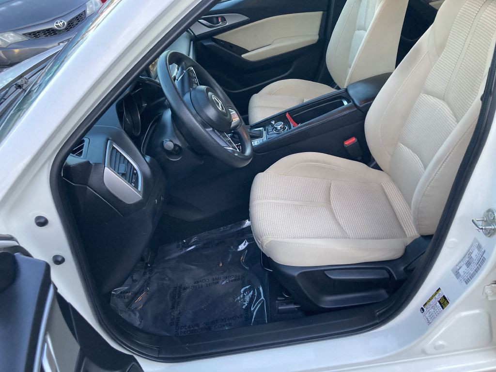 2017 Mazda Mazda3 Image 12