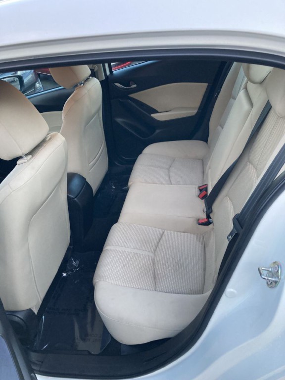 2017 Mazda Mazda3 Image 14