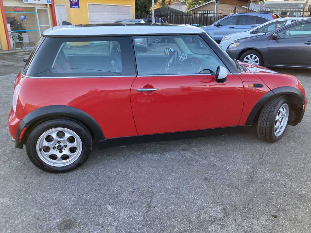 2005 MINI Cooper Image 4