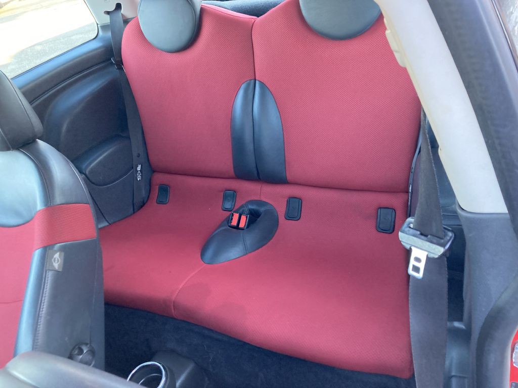 2005 MINI Cooper Image 13