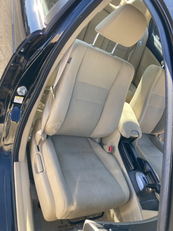 2011 Honda Accord Image 19