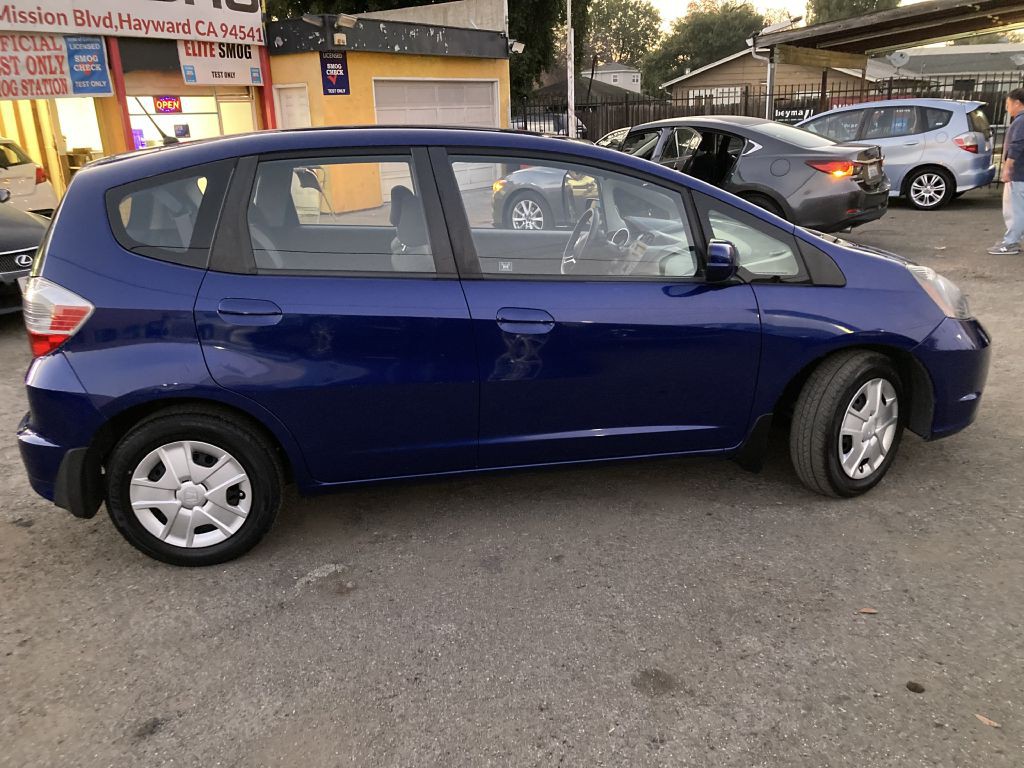 2013 Honda Fit Image 4