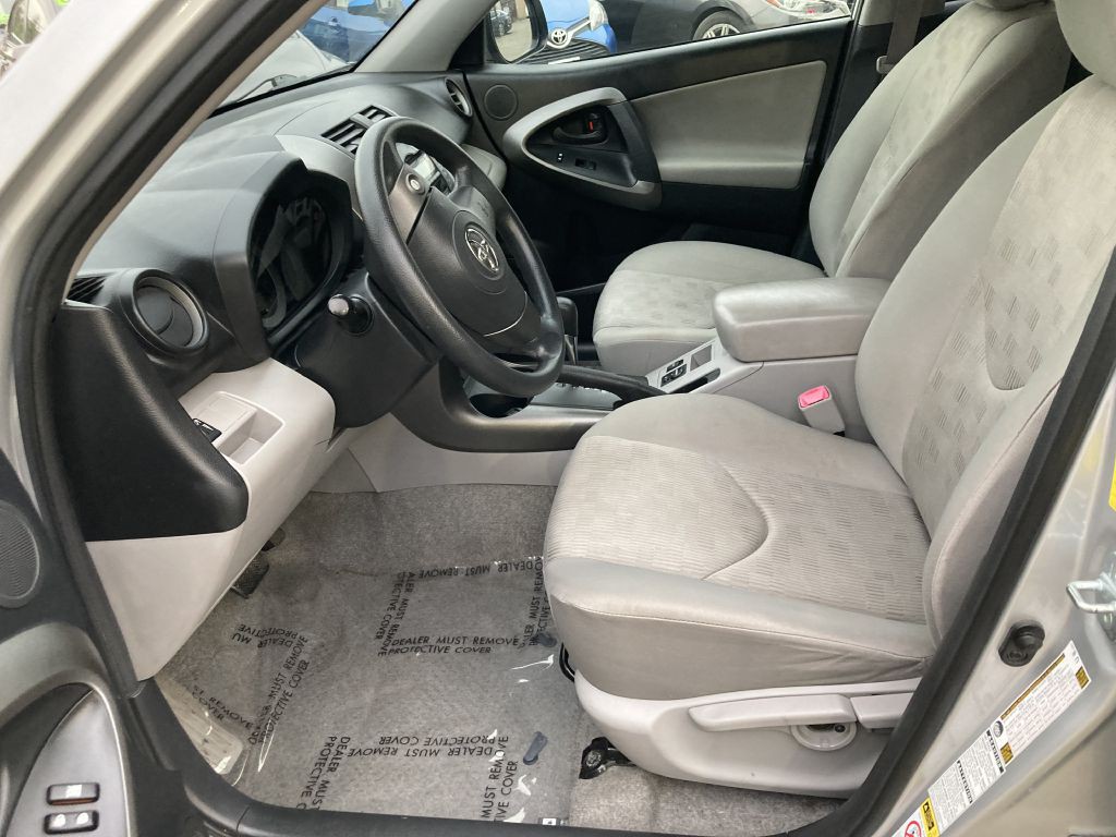 2010 Toyota Rav4 Image 17
