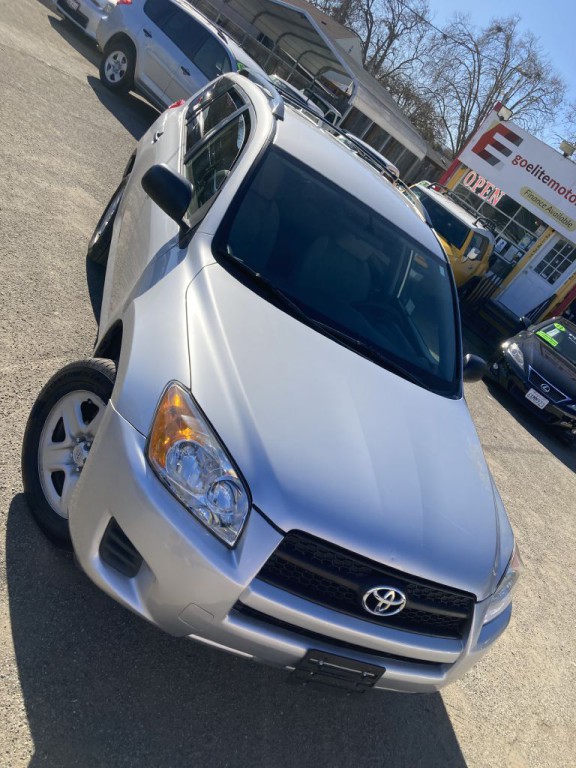 2012 Toyota Rav4 Image 4