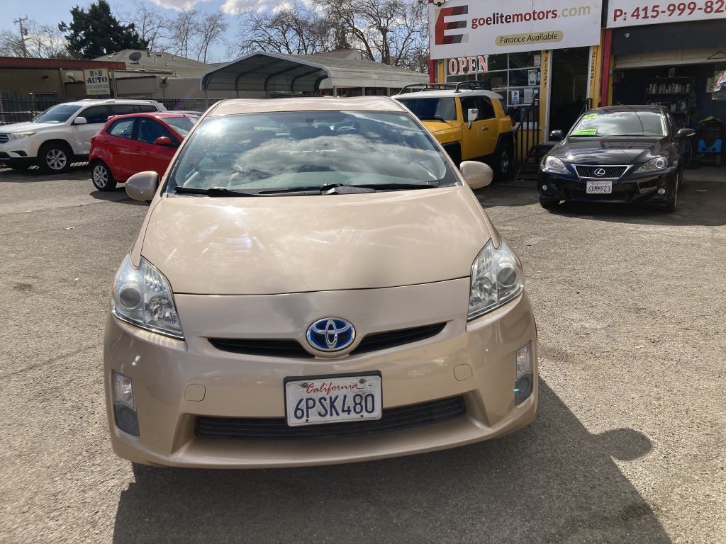 2011 Toyota Prius Image 10