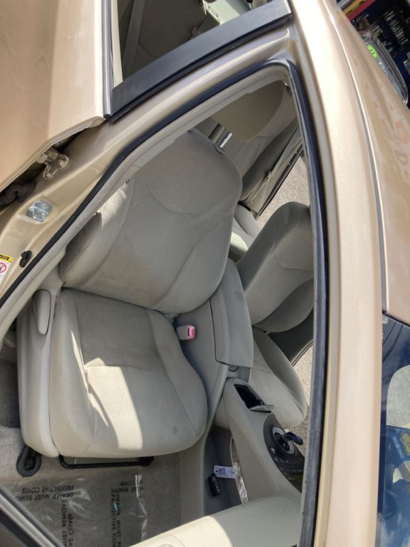 2011 Toyota Prius Image 22