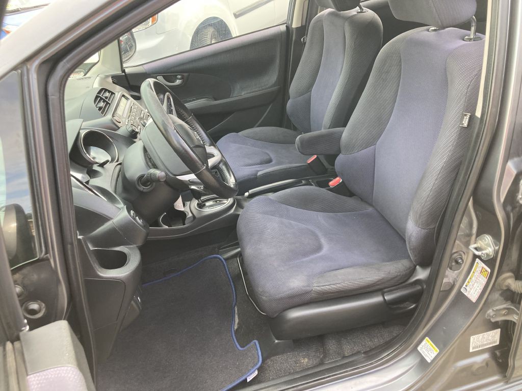 2012 Honda Fit Image 16