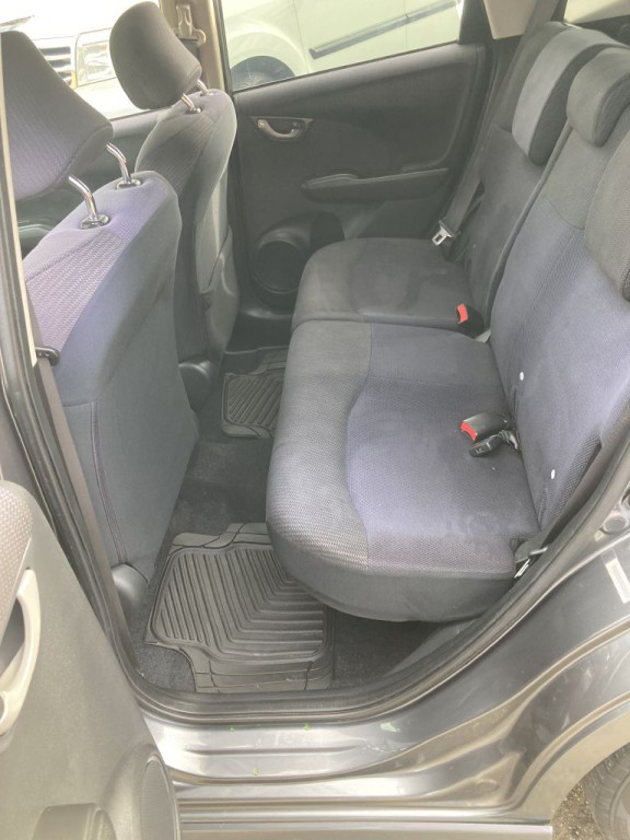 2012 Honda Fit Image 17