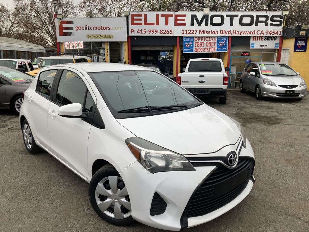 2015 Toyota Yaris Image 2