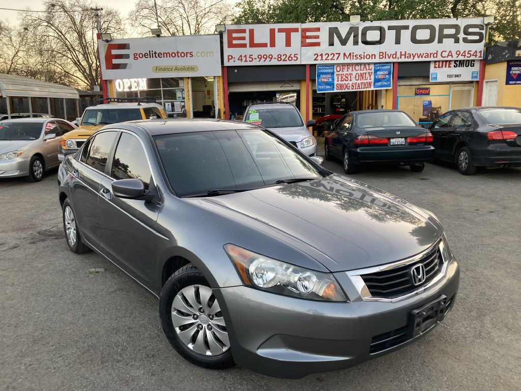 2010 Honda Accord Image 2