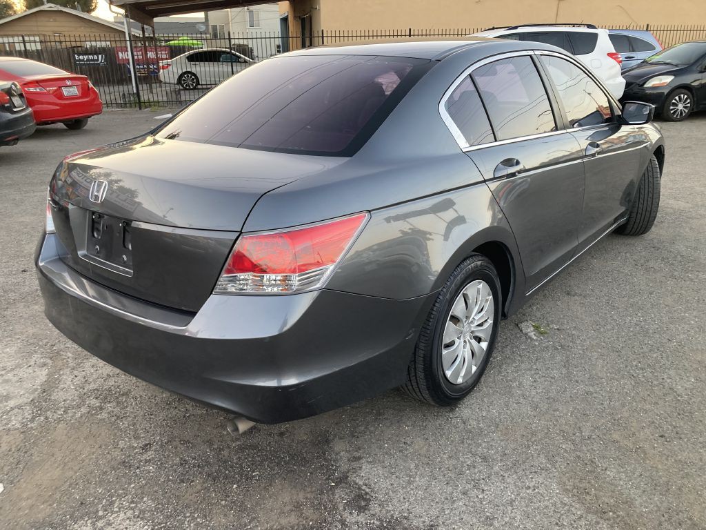2010 Honda Accord Image 5