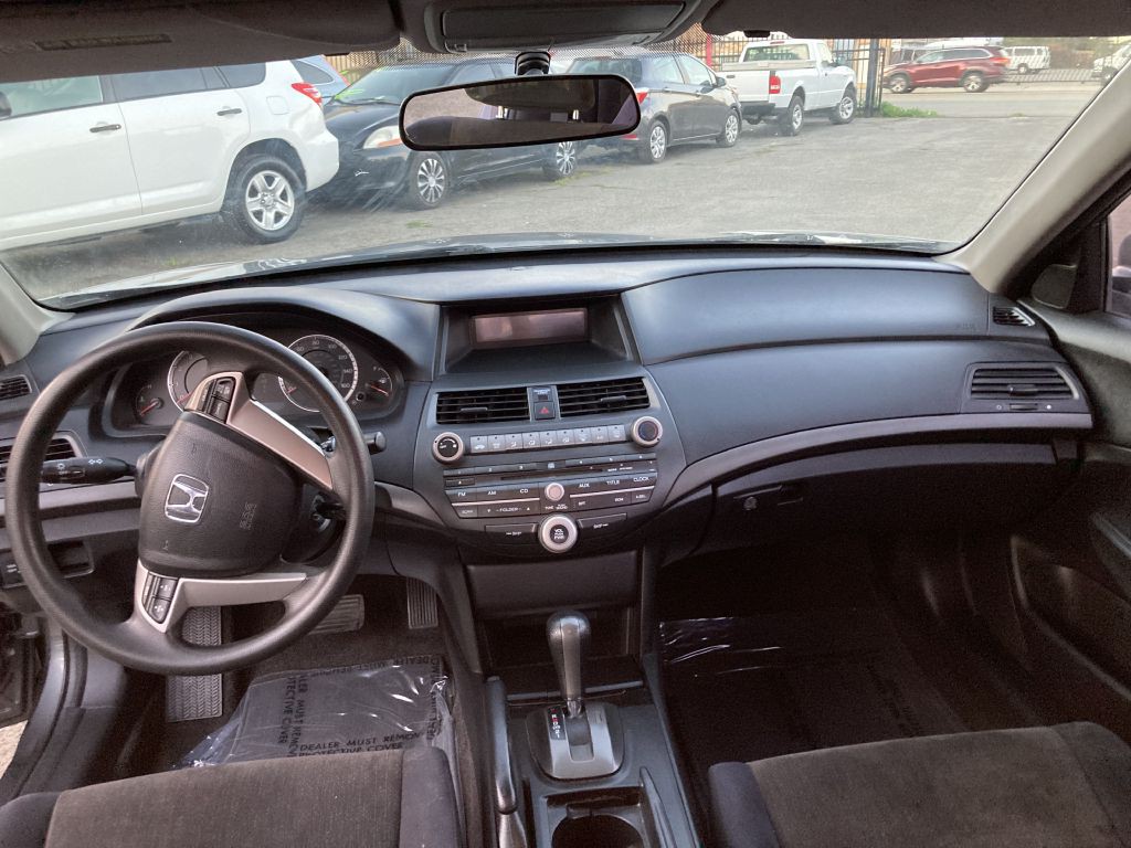 2010 Honda Accord Image 19