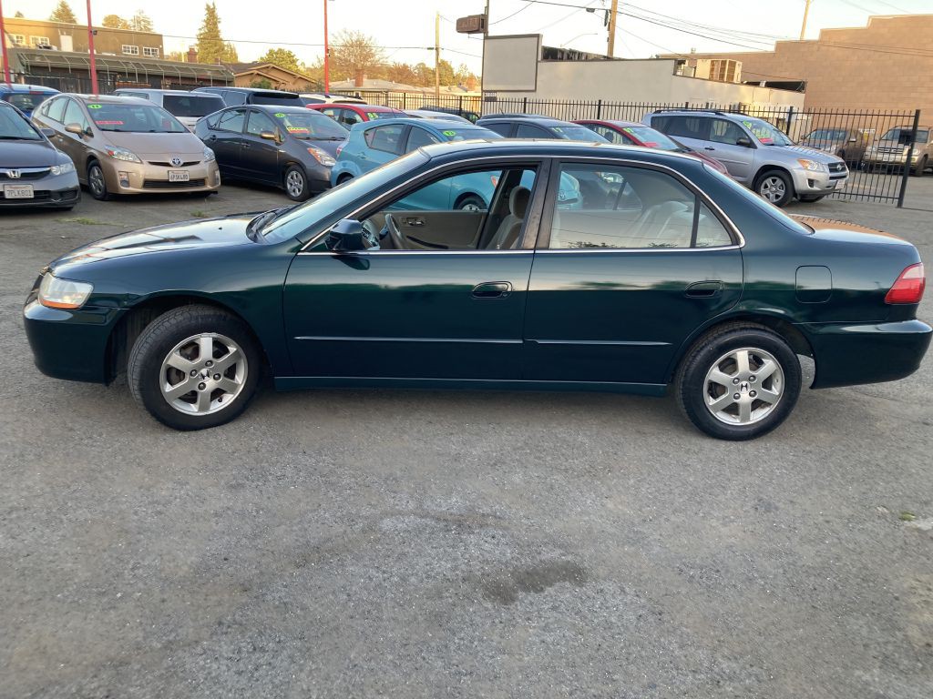2000 Honda Accord Image 8