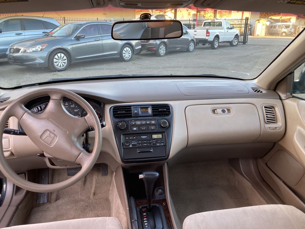 2000 Honda Accord Image 15
