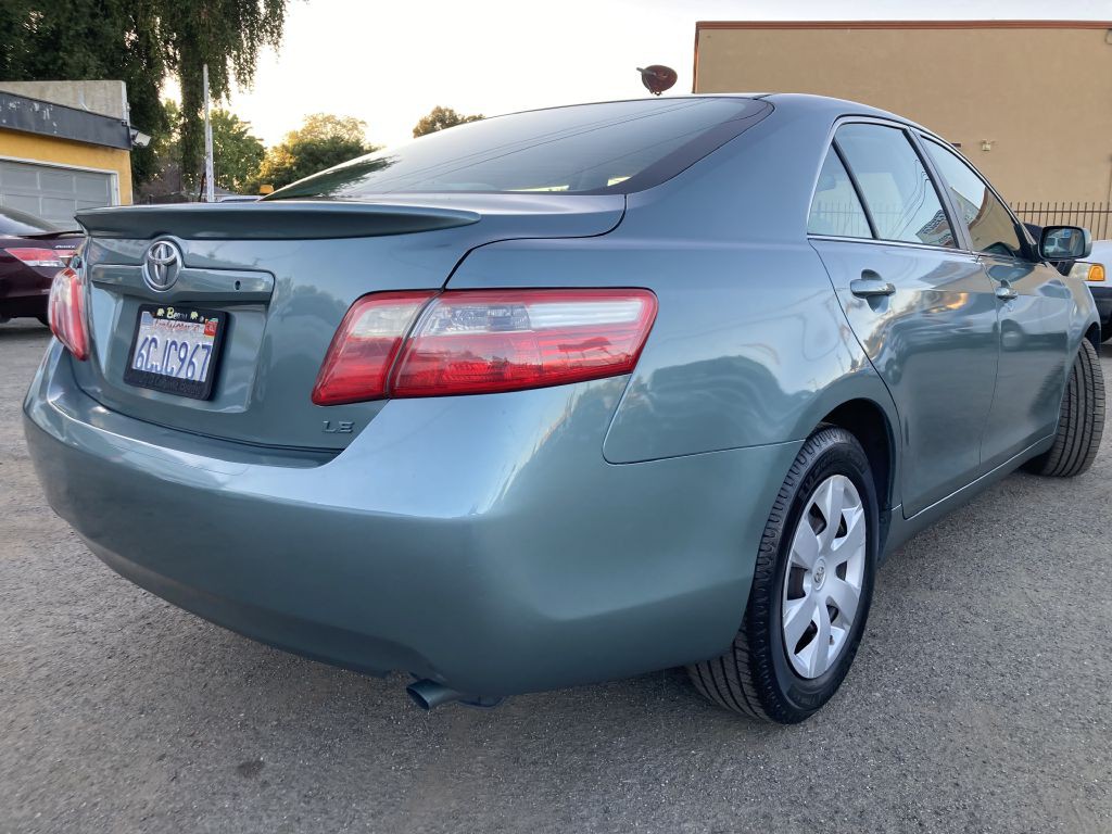 2008 Toyota Camry Image 12