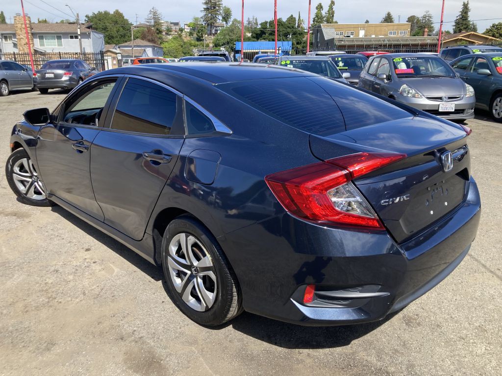 2017 Honda Civic Image 5