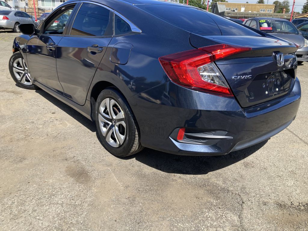 2017 Honda Civic Image 9