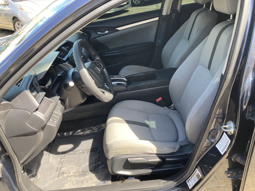 2017 Honda Civic Image 12