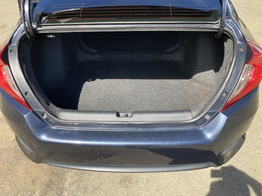 2017 Honda Civic Image 16