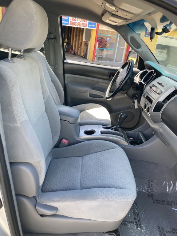 2006 Toyota Tacoma Image 17