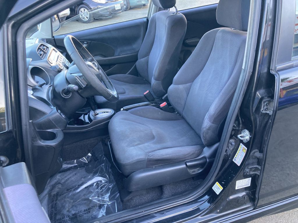 2011 Honda Fit Image 12