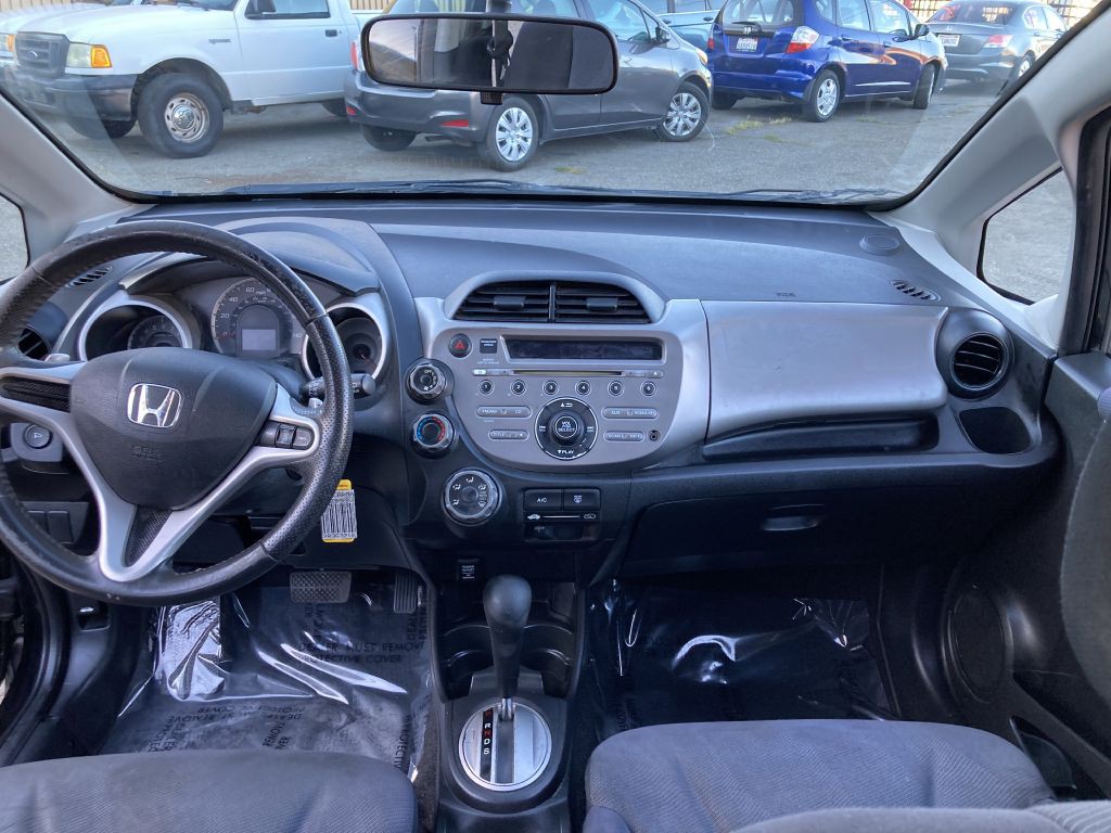 2011 Honda Fit Image 16