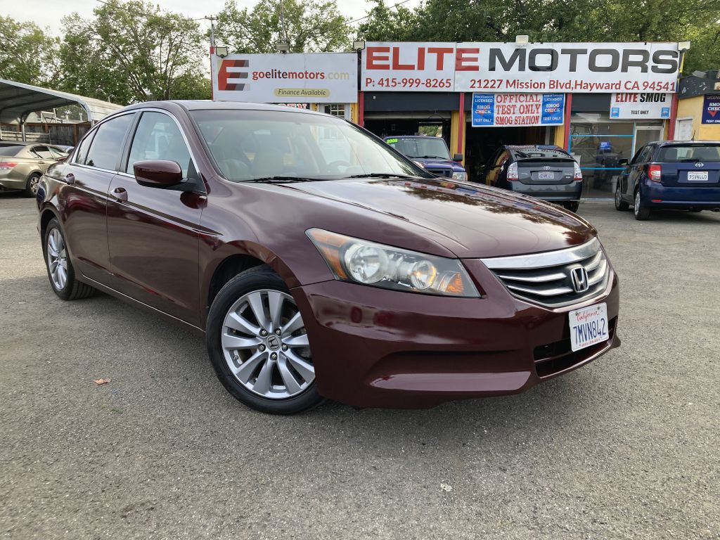 2011 Honda Accord Image 1
