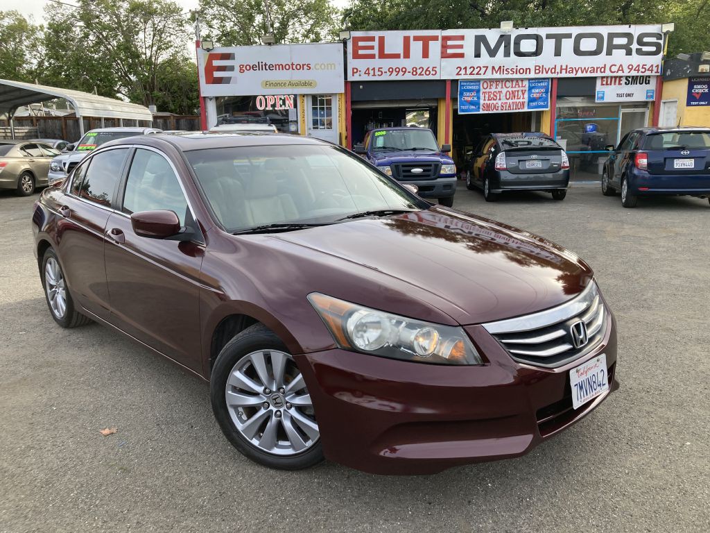 2011 Honda Accord Image 2