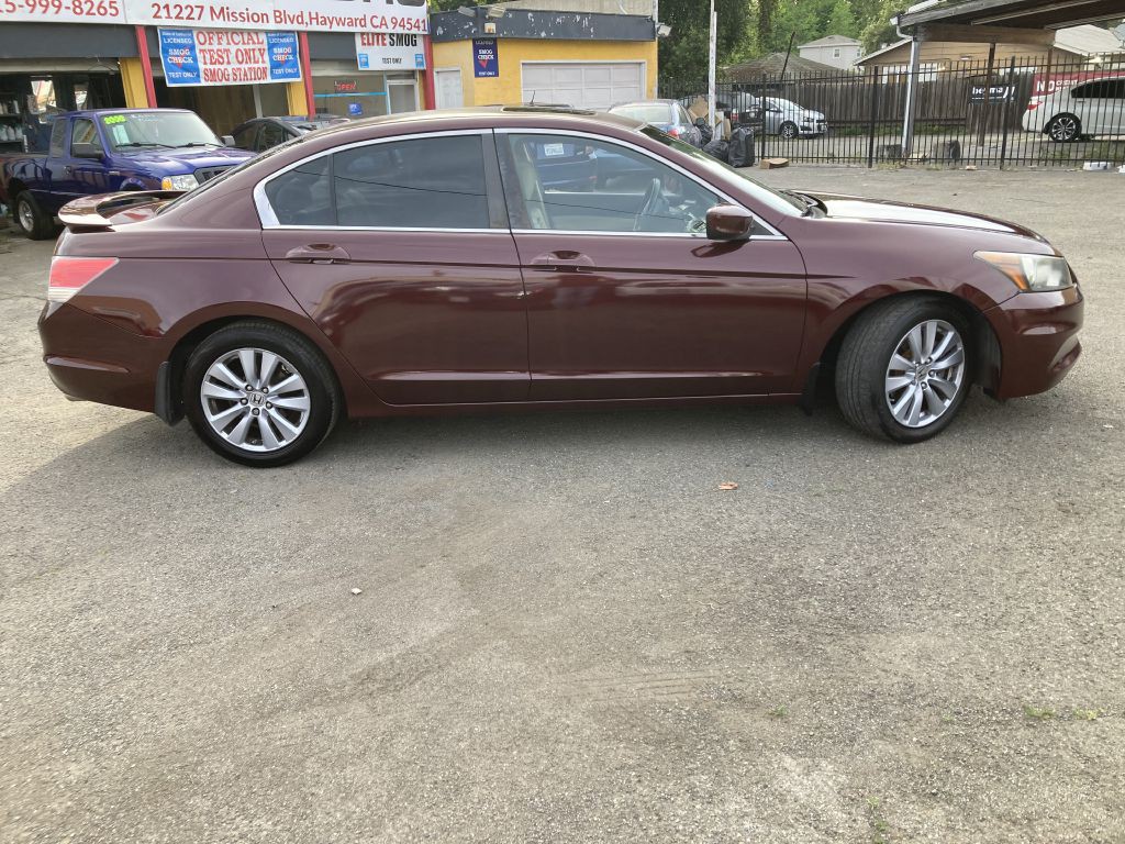 2011 Honda Accord Image 4