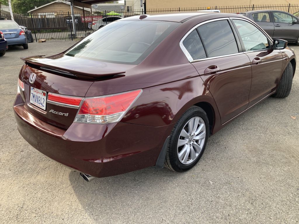 2011 Honda Accord Image 5