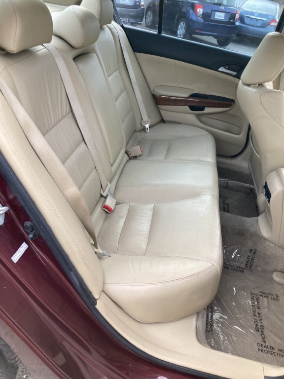 2011 Honda Accord Image 20