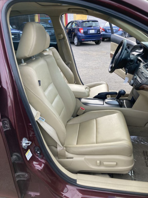 2011 Honda Accord Image 21