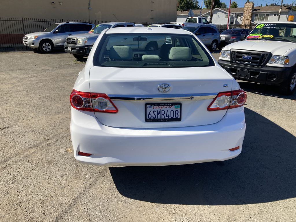 2011 Toyota Corolla Image 6