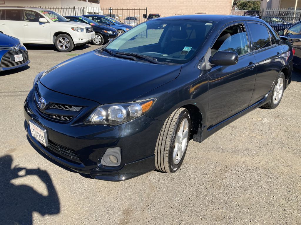 2011 Toyota Corolla Image 8