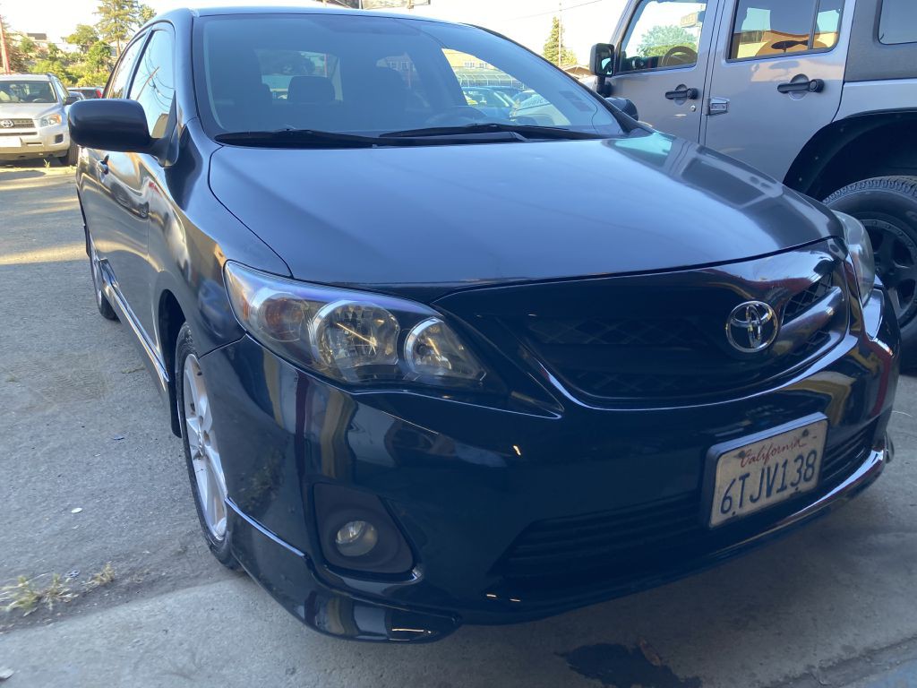 2011 Toyota Corolla Image 11