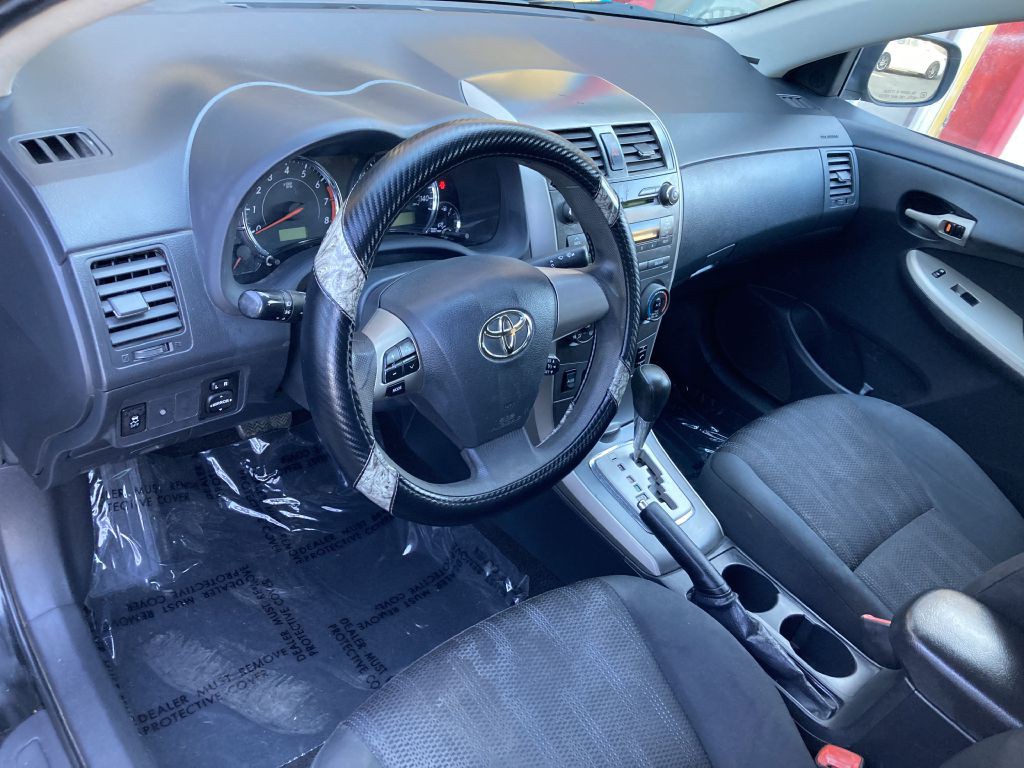 2011 Toyota Corolla Image 15