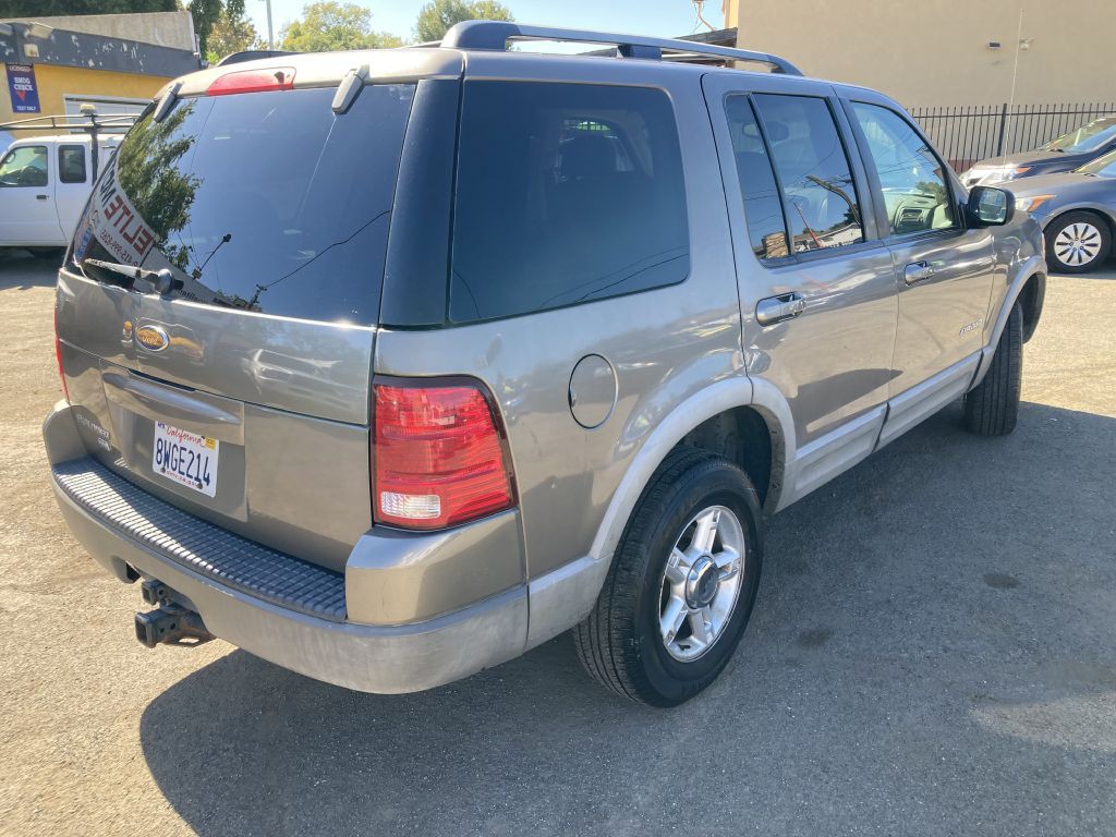2002 Ford Explorer Image 4