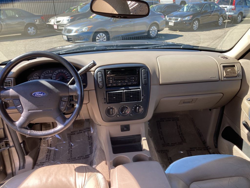 2002 Ford Explorer Image 13