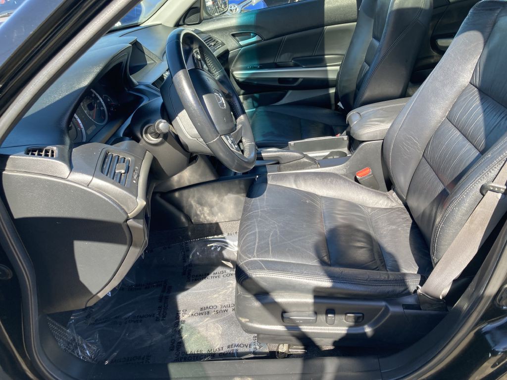 2009 Honda Accord Image 13