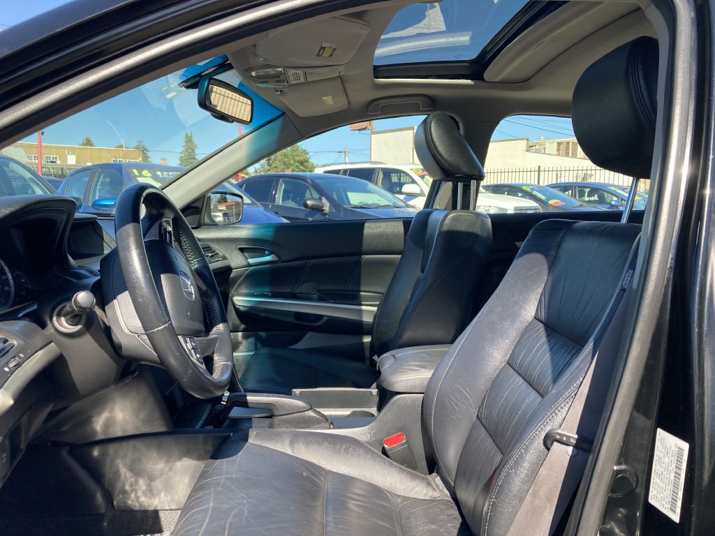 2009 Honda Accord Image 14