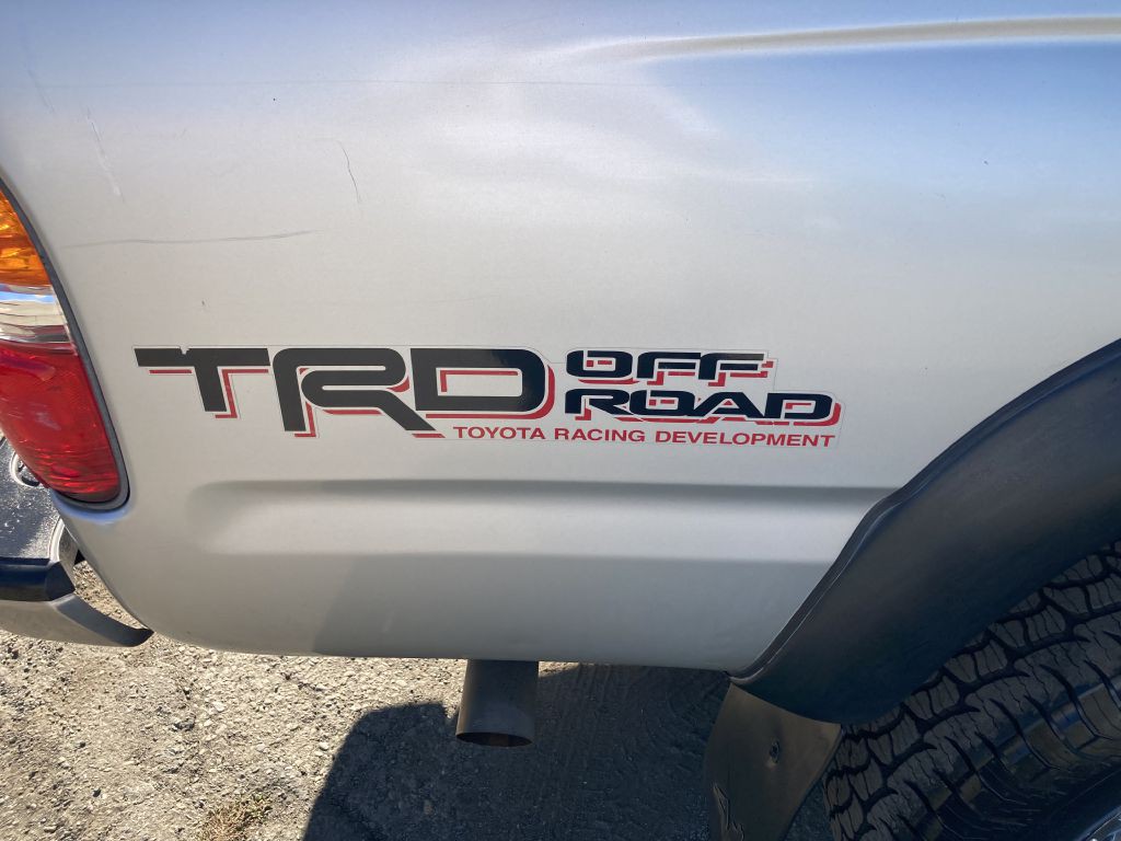 2003 Toyota Tacoma Image 12