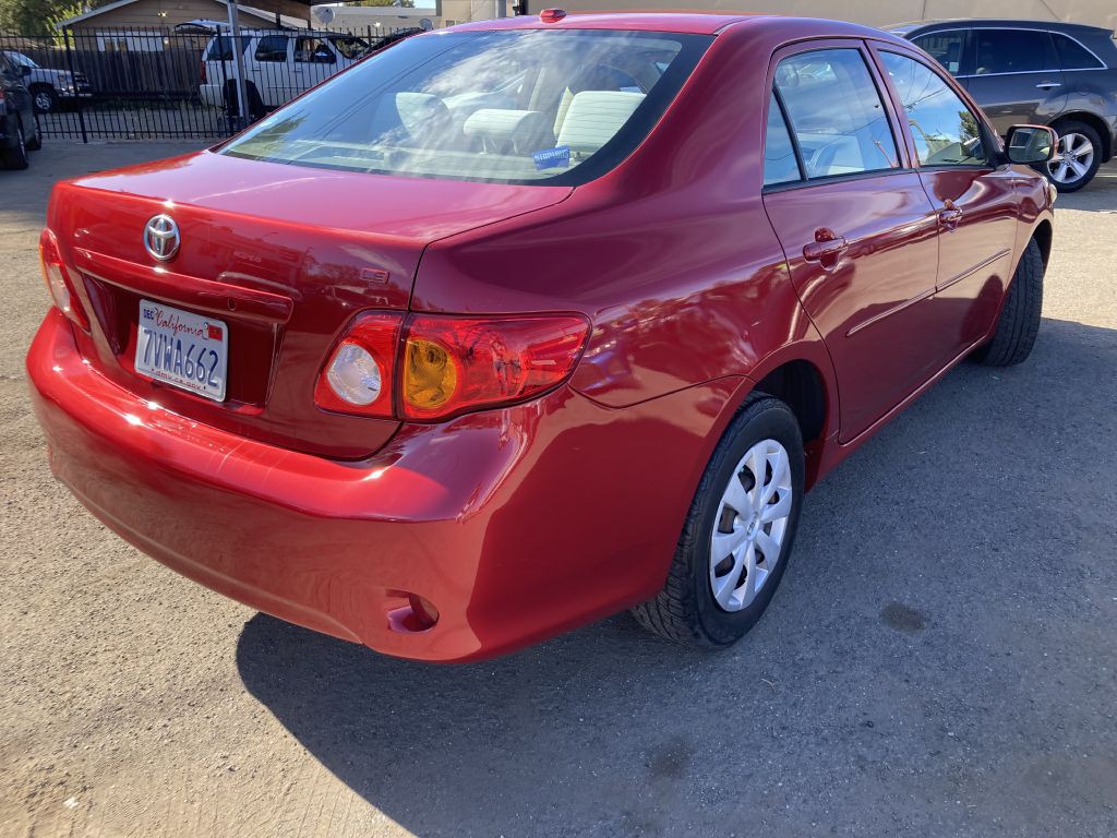 2010 Toyota Corolla Image 3