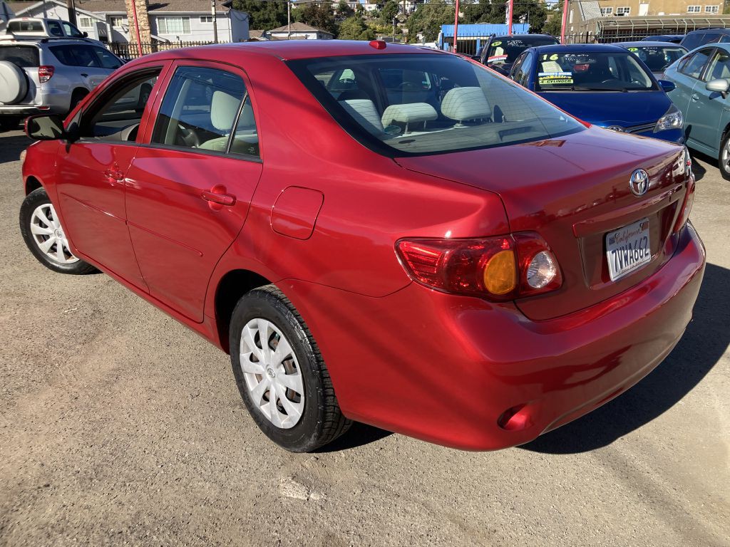 2010 Toyota Corolla Image 5