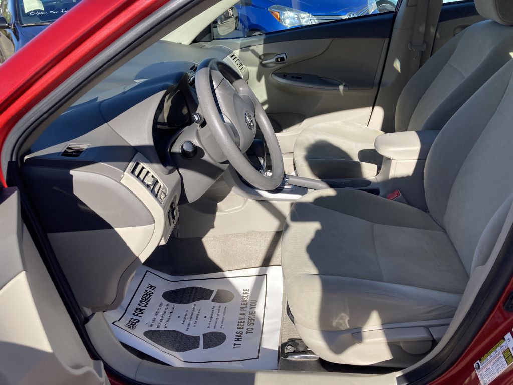 2010 Toyota Corolla Image 14