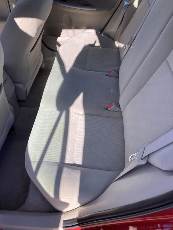 2010 Toyota Corolla Image 16