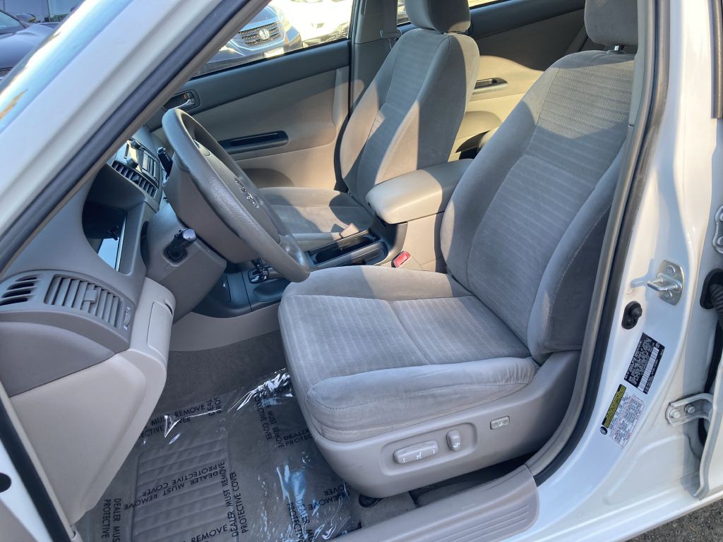 2006 Toyota Camry Image 12