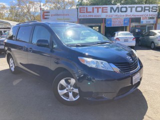 Image for 2012 Toyota Sienna LE ID: 7649726