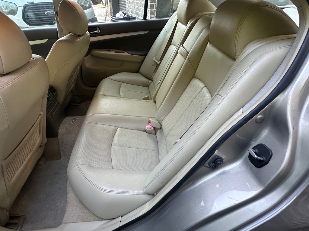 2009 INFINITI G37 Image 22