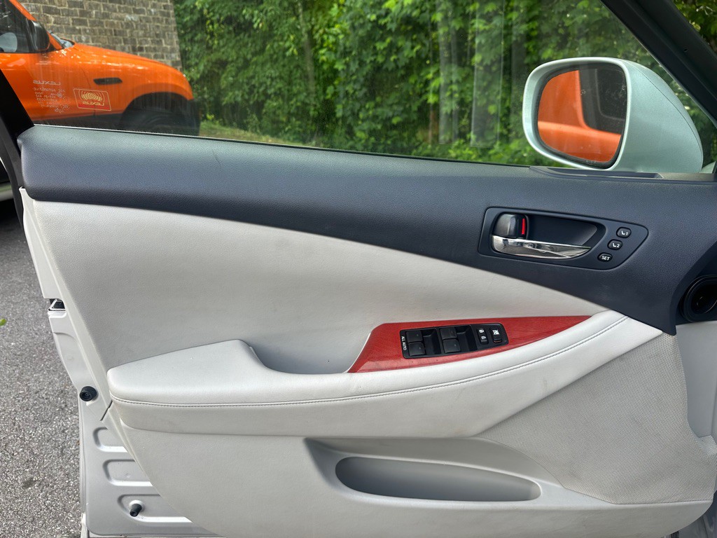 2007 Lexus ES 350 Image 9