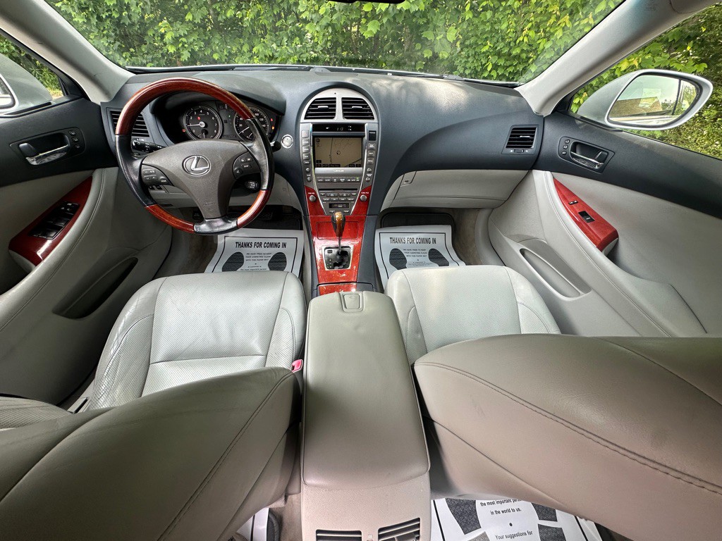 2007 Lexus ES 350 Image 22